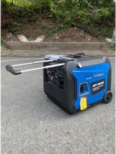 Бензиновый генератор Hyundai HHY 9050Si  (инверторный) Бензиновый генератор Hyundai HHY 9050Si  (инверторный) фото