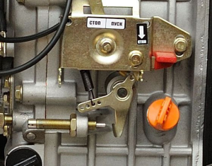 Дизельный генератор Hyundai DHY 6000LE  синхронный фото