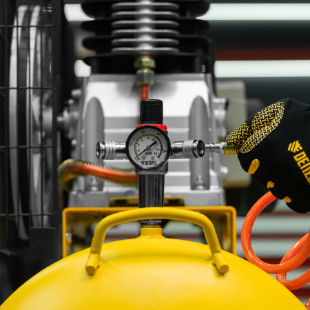 Поршневой компрессор  BCI3000-T/200