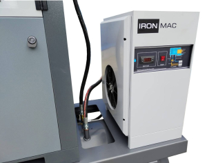 Винтовой компрессор IRONMAC IC 20/16 C DF 500L масляный Винтовой компрессор IRONMAC IC 20/16 C DF 500L масляный фото